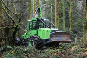 image Skidder Equus 240 4WD